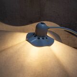 Lampada da tavolo modello "Area curva". di Mario Bellini per Artemide, Italia, 1974