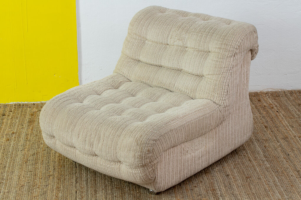 Paire de chauffeuses vintage 70 cm