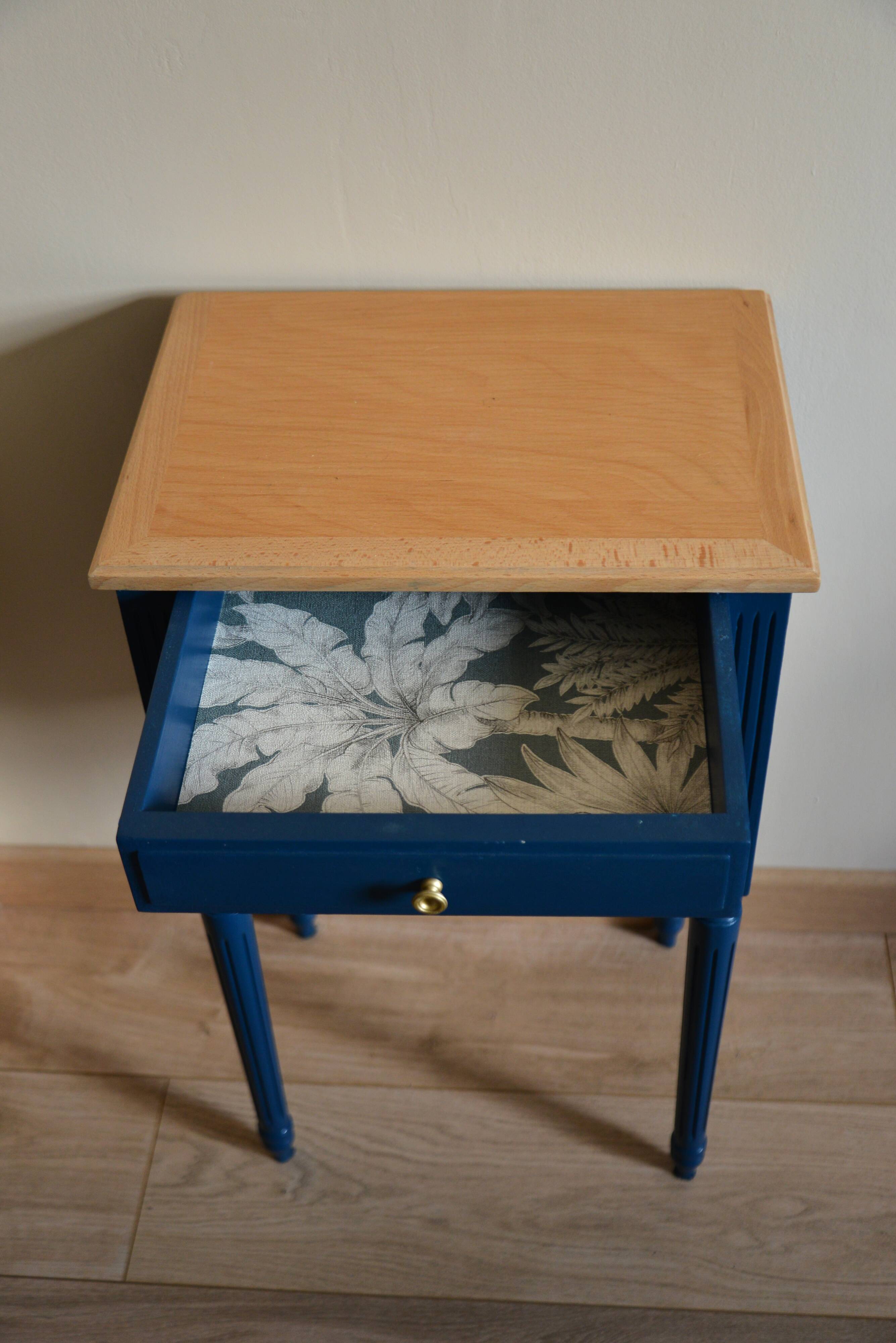 Table de chevet vintage luna — pièce unique