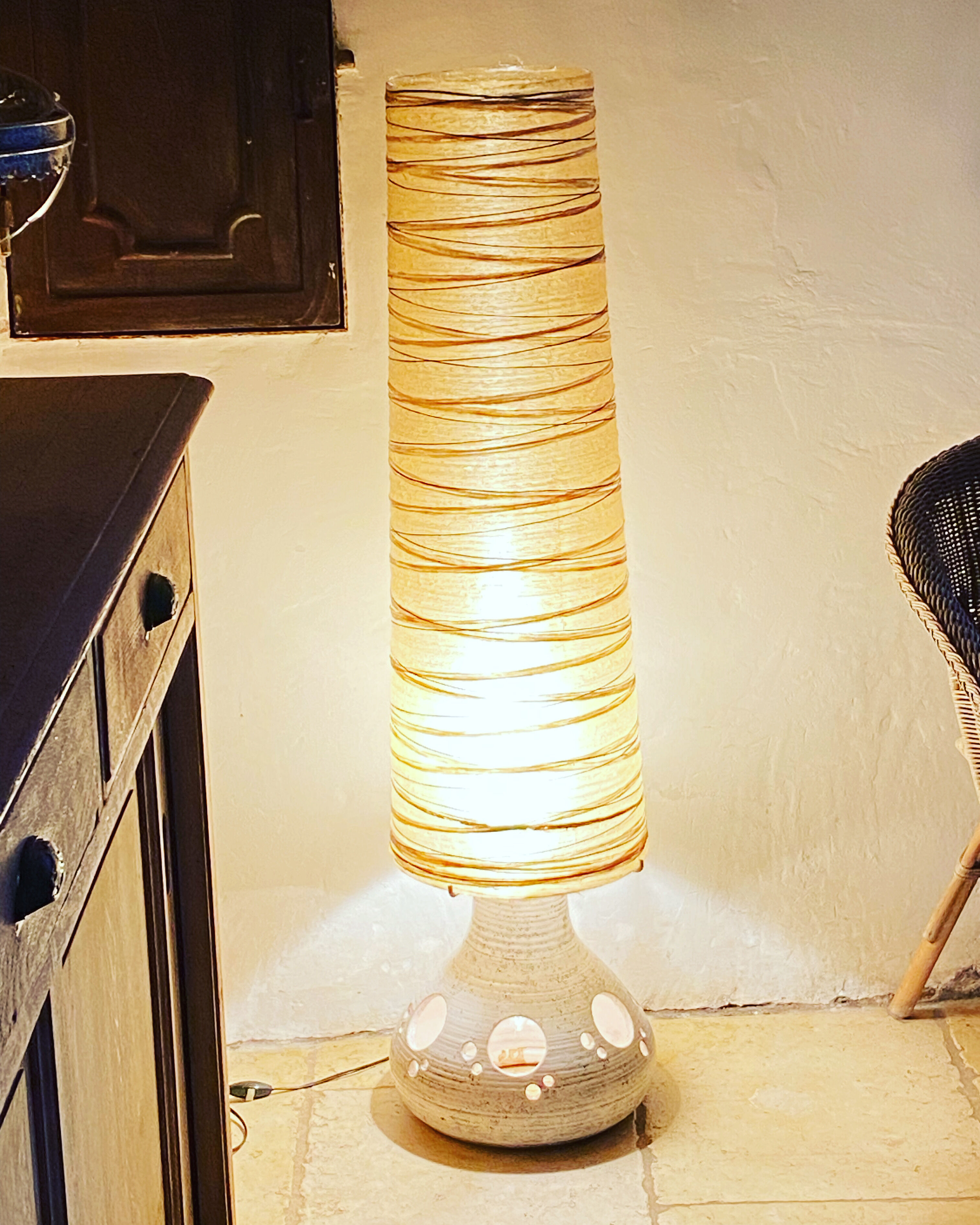 Ceramic lamp