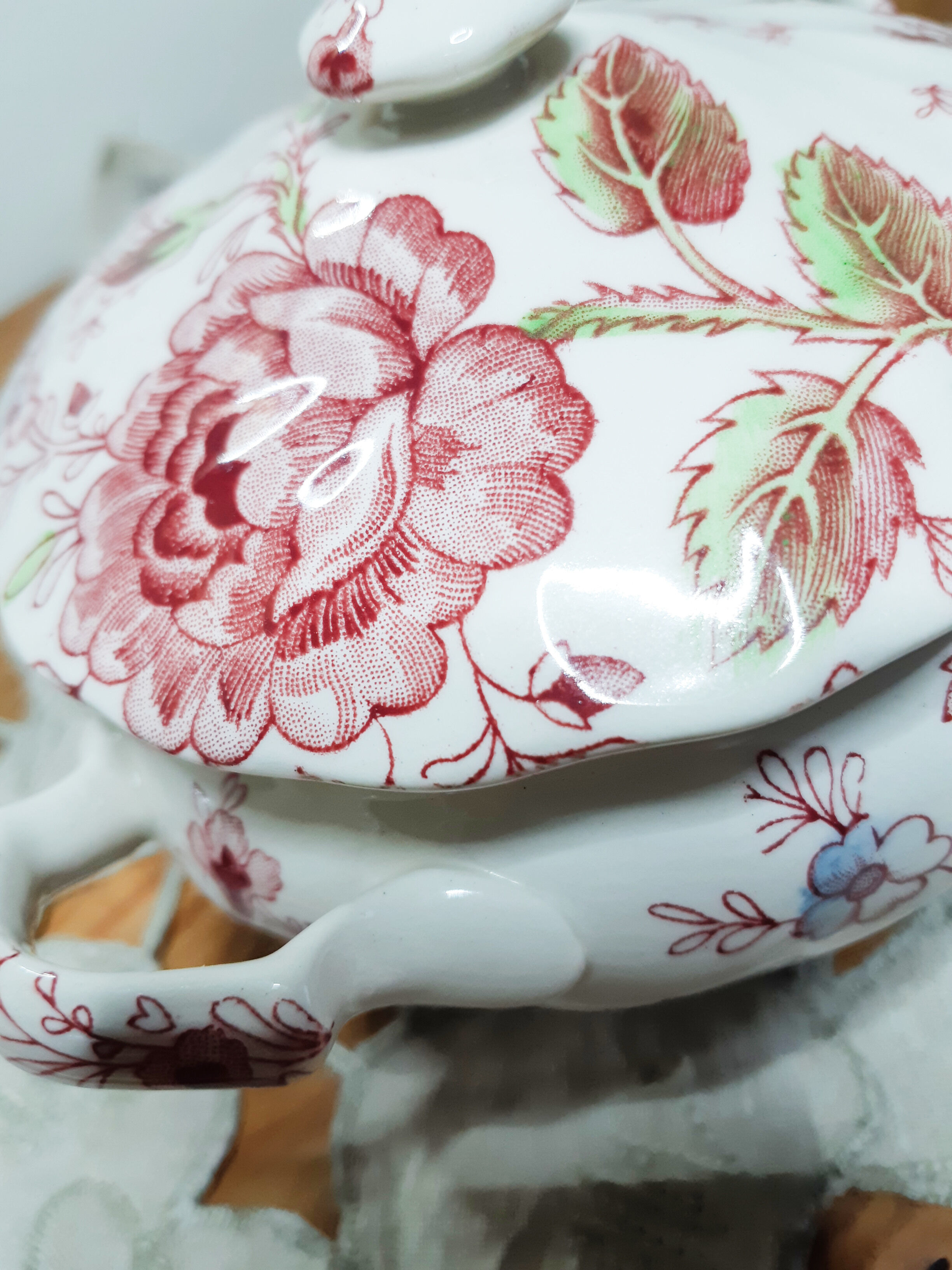 English faience sweetener Johnson Bros Chintz Rose Made in England