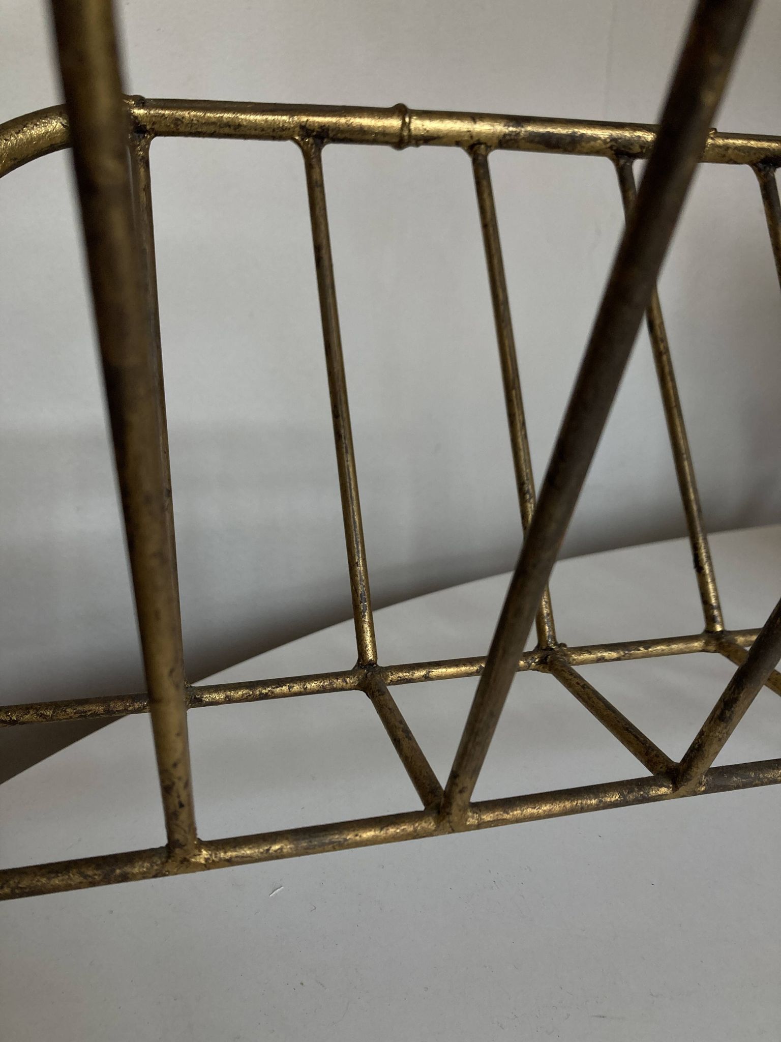 1960 magazine rack faux bamboo in beaten gold iron Italian craftsmanship