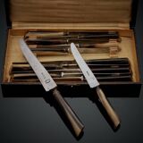 12 knives