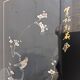 Cabinet d'affichage chinois vintage avec fleurs et oiseaux / Bohémien