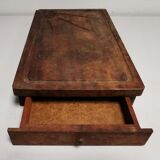 Ancienne planche à découper en bois avec tiroir pour les couteaux . billot ...