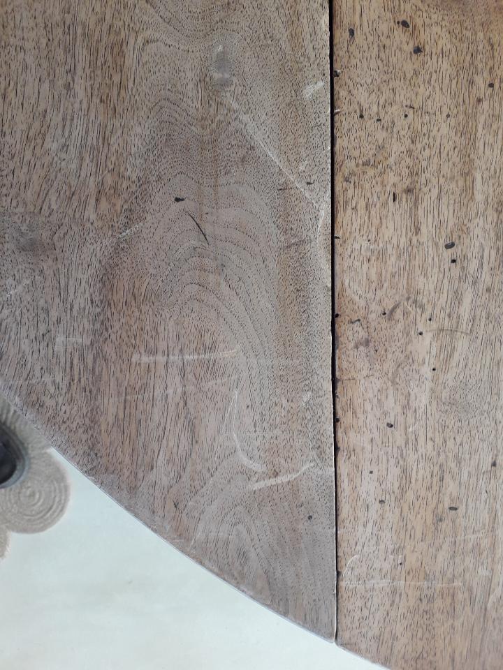 Former Round Table Louis Philippe Poirier solid wood and 2 extensions