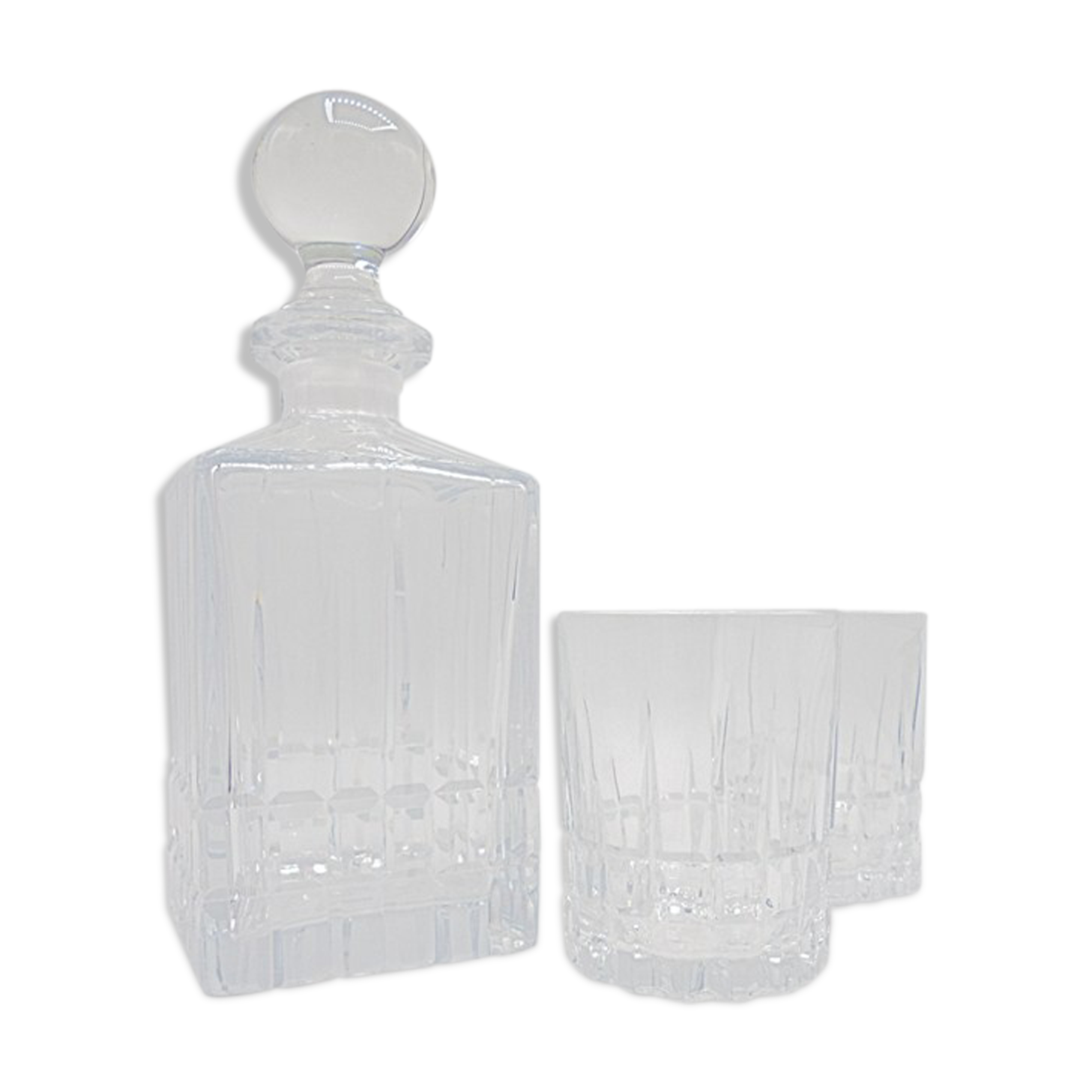 Whisky service: pitcher and 2 glasses