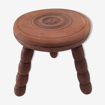 Tripod wooden stool