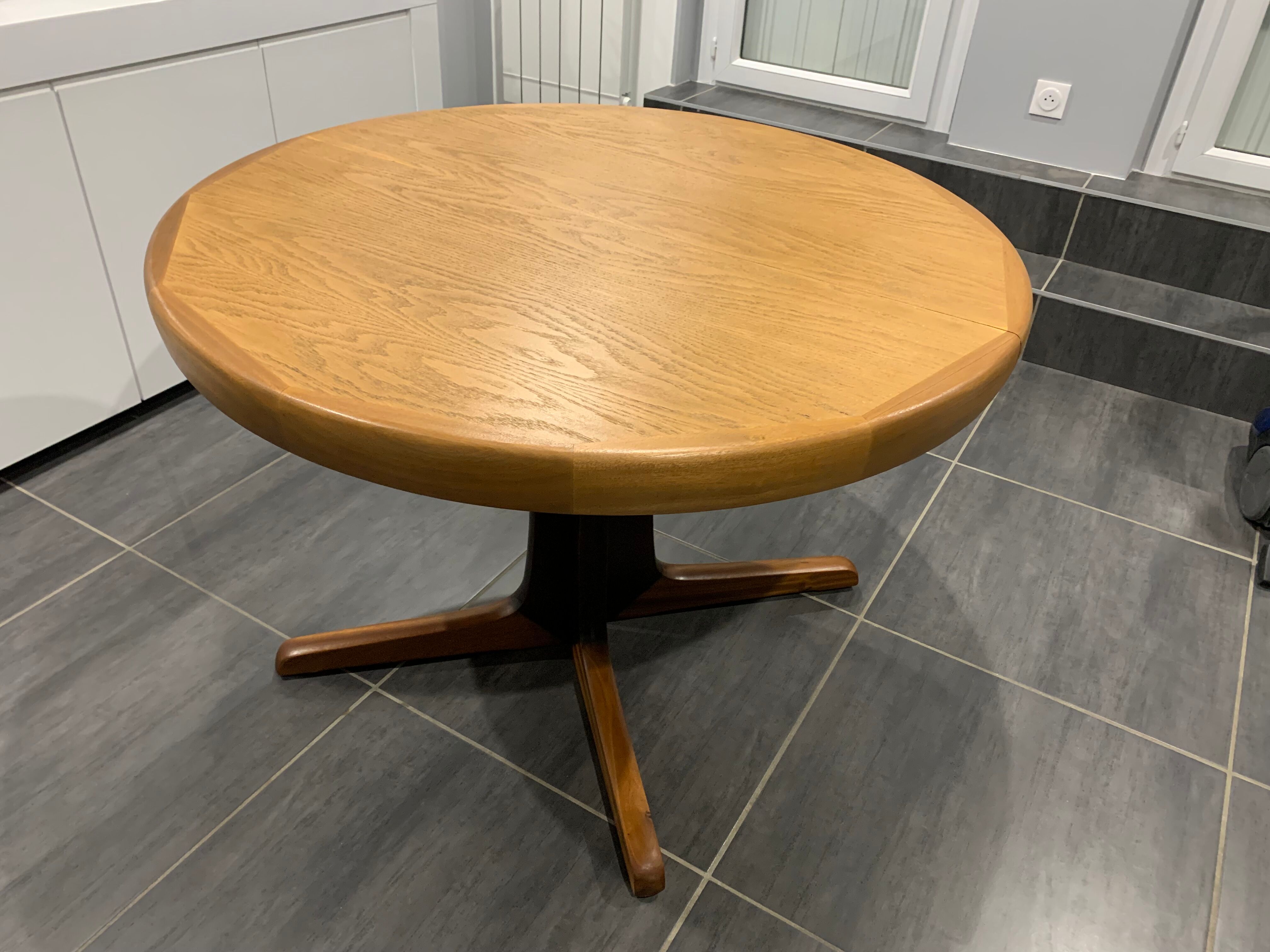 Baumann vintage 1970s extendable table