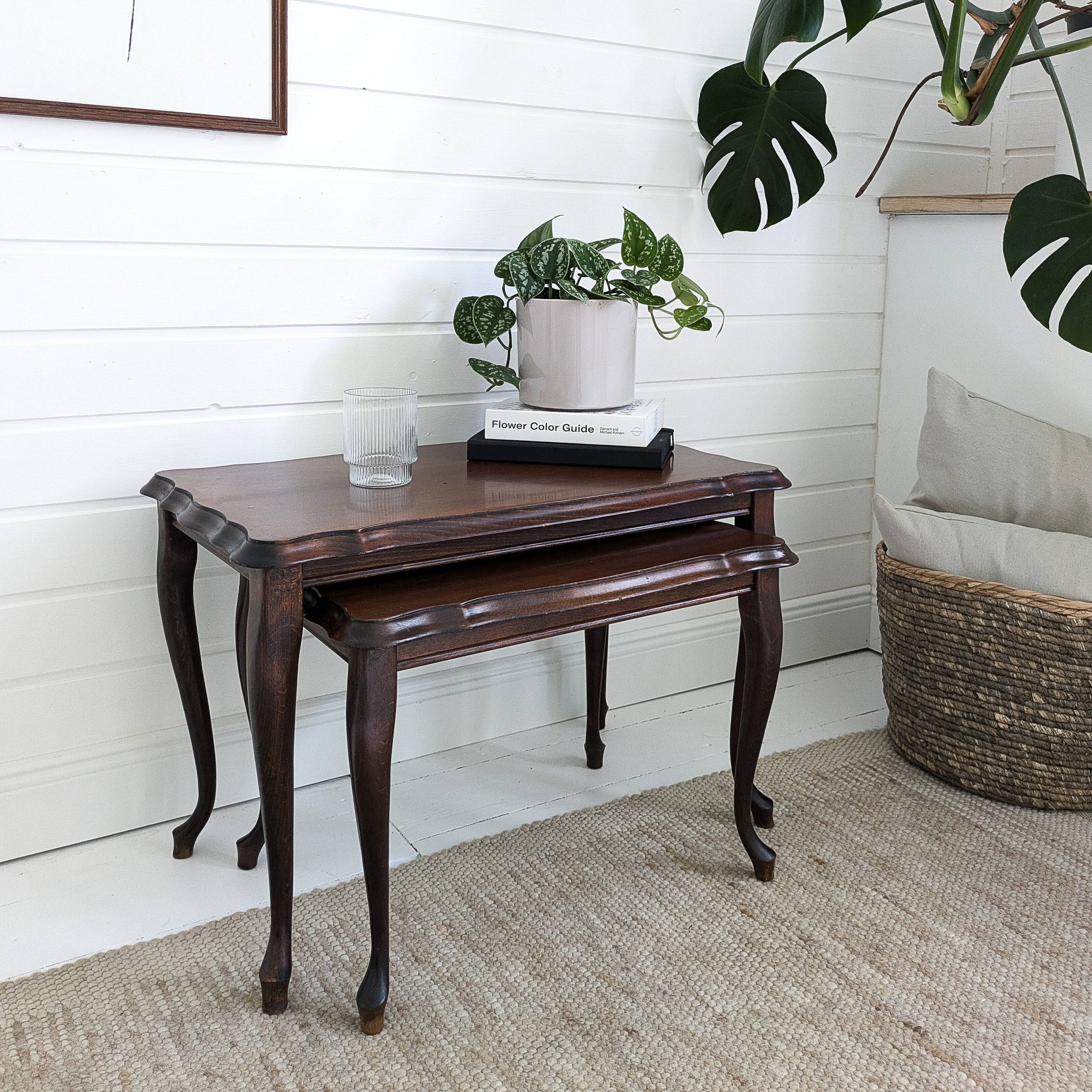 Lot de 2 tables d'appoint tables gigognes Chippendale courbes rectangulaires vintage midcentury ban