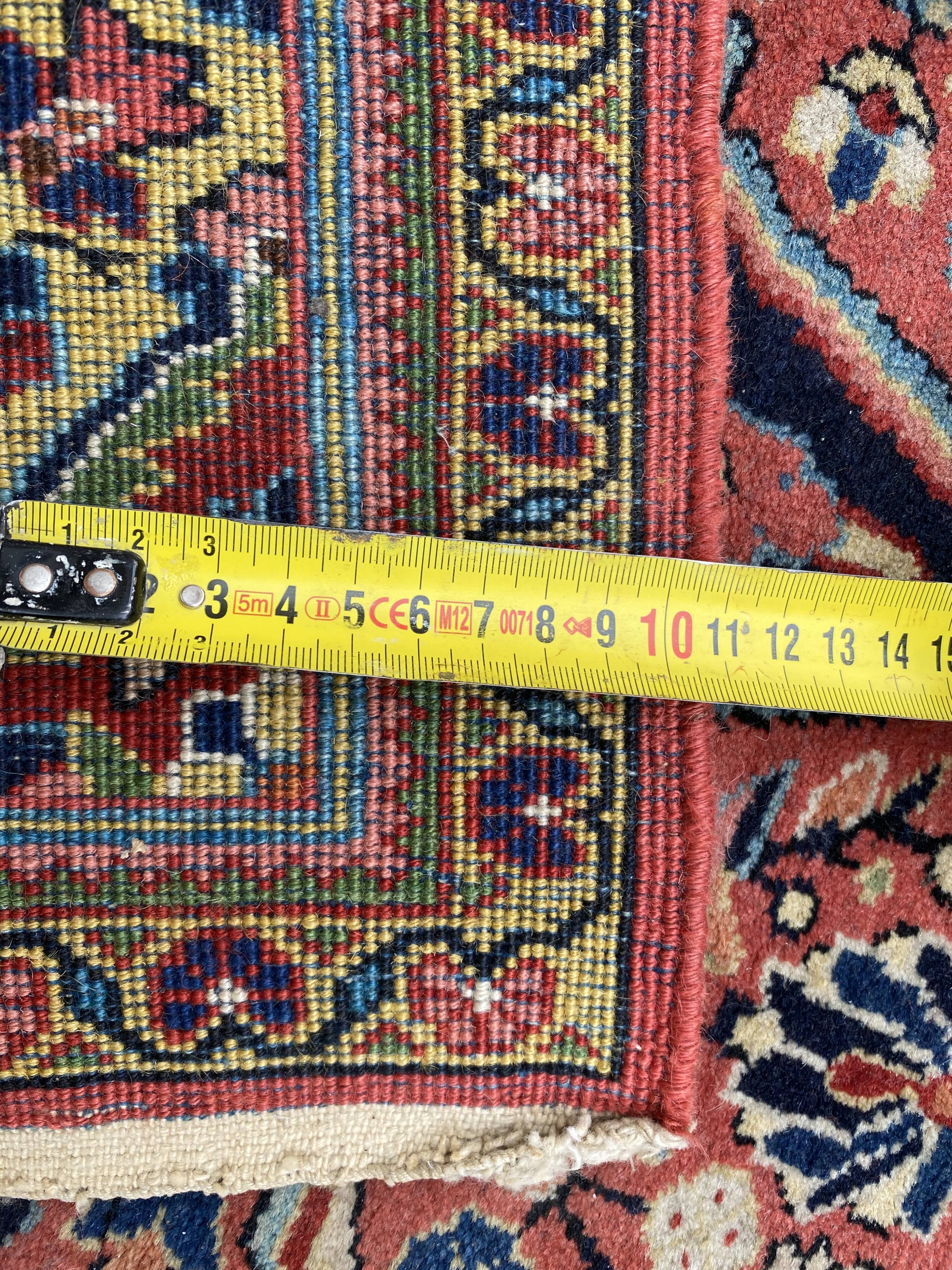 Persian carpet Sarogh handmade 57x84 cm