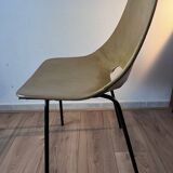 “Tonneau” chair by Pierre Guariche