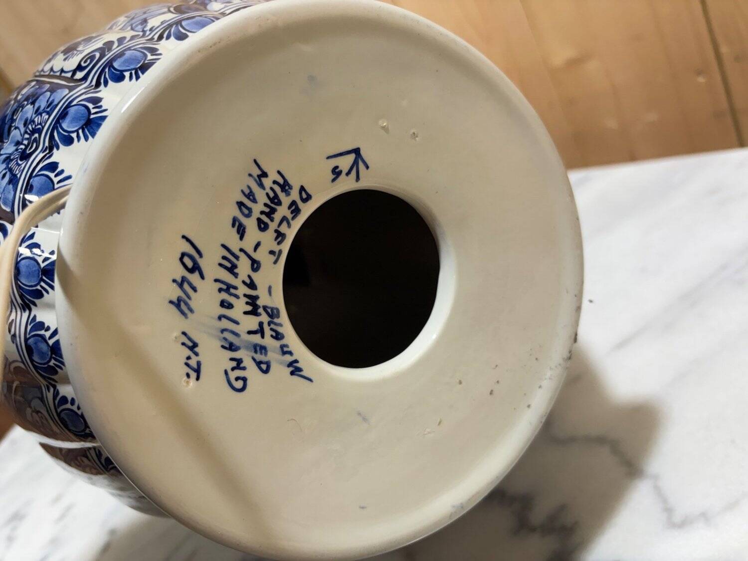 Delft lamp in blue and white earthenware - height 80 cm