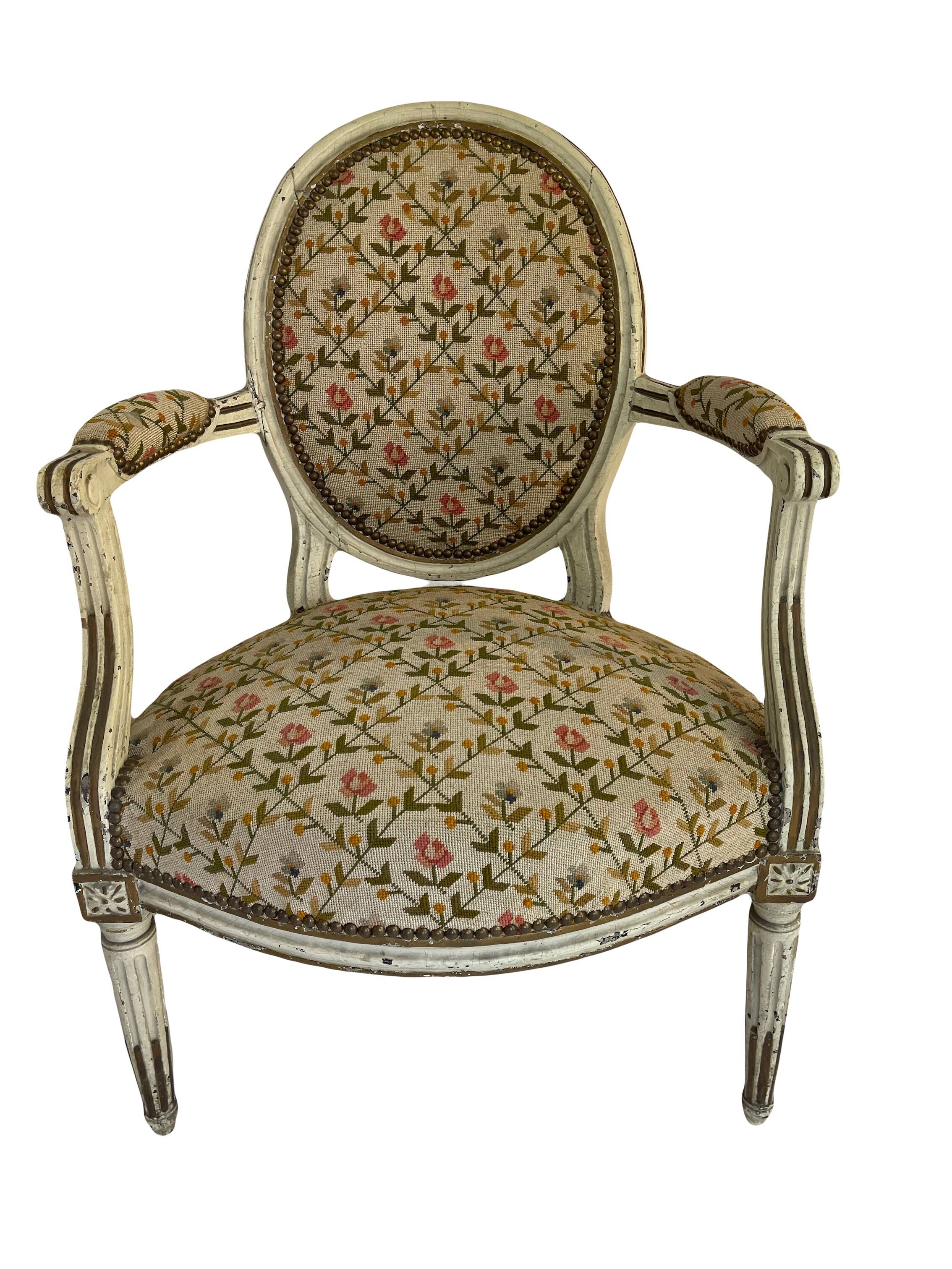 Ensemble de fauteuils médaillon époque Louis XVI, 18ème