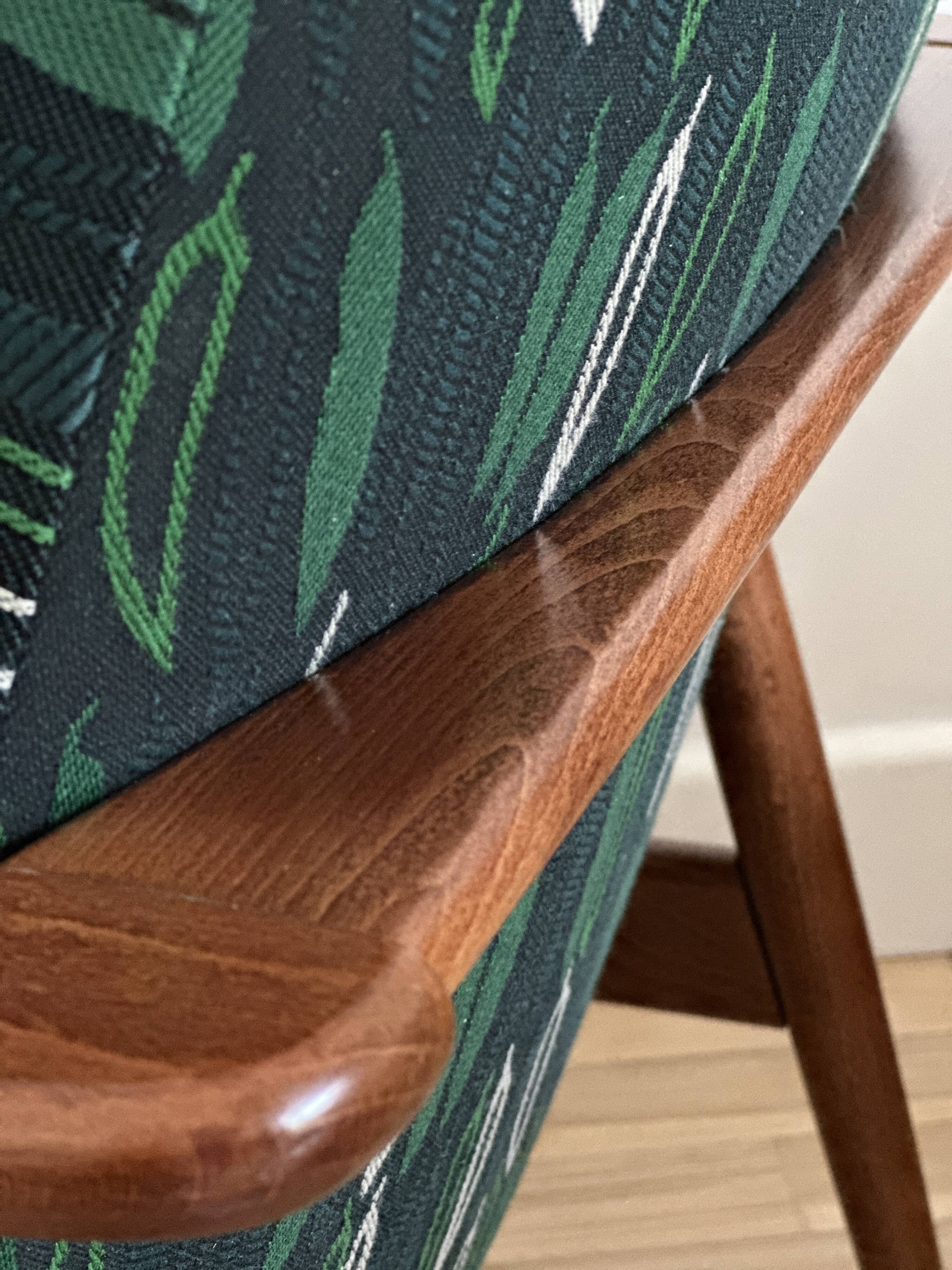 Set of Midcentury Armchairs, by Juliszu Kędziorek in Green Jacquard, 1960s