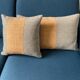 Coussin laine-tissu gris orange