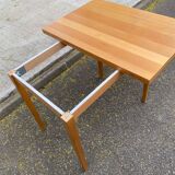 Rectangular Scandinavian dining table in wood for 8 people.