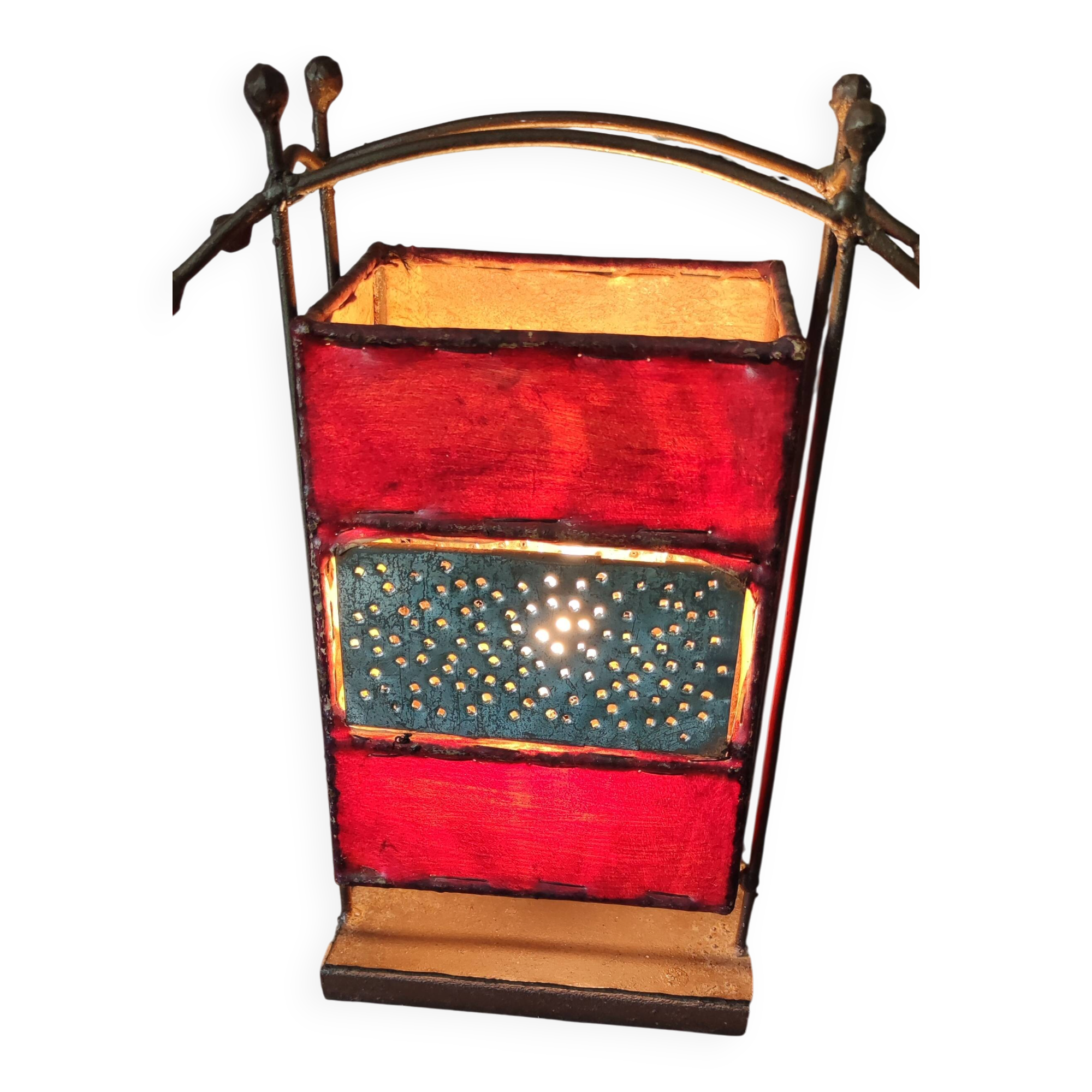 Brutalist lamp