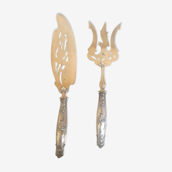 Pair of cutlery at Poisson Fin 19e