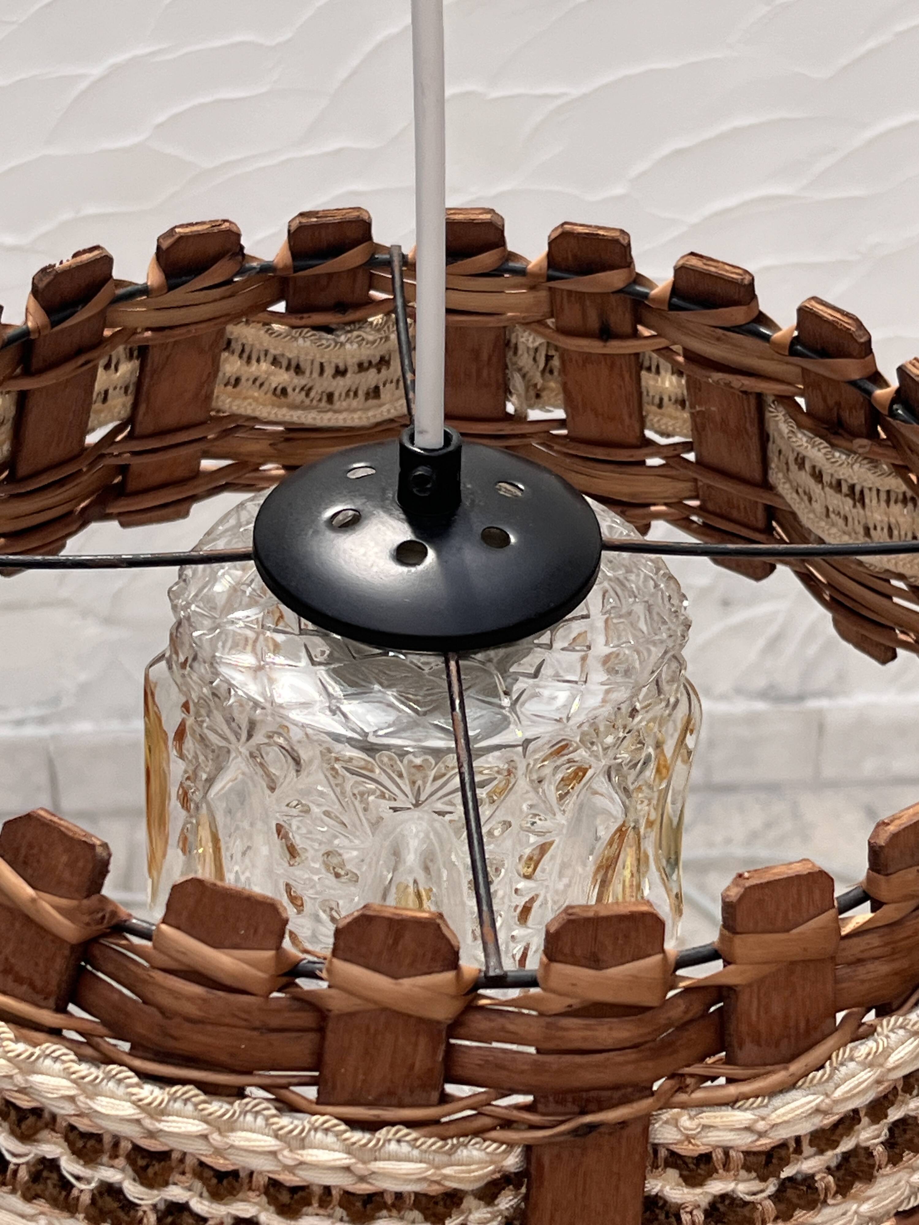 Wooden and wicker hanging decoration