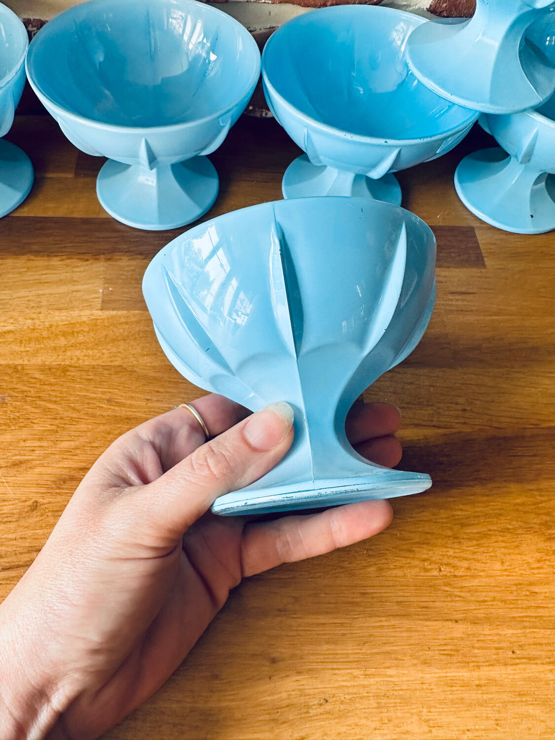 Vintage ice cream sundaes services