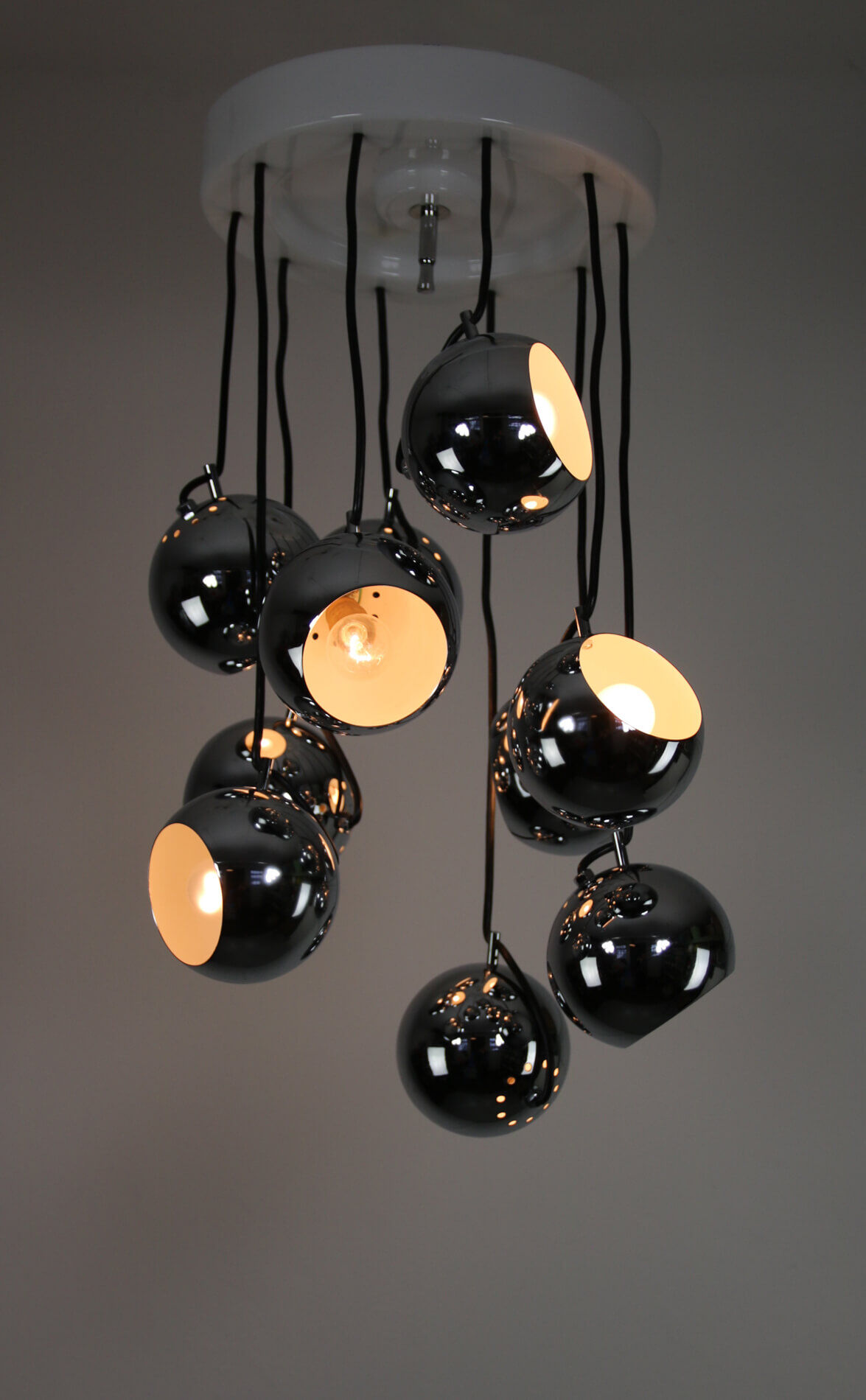 Lustre italien en cascade chromée du milieu du siècle par Guzzini pour Meblo