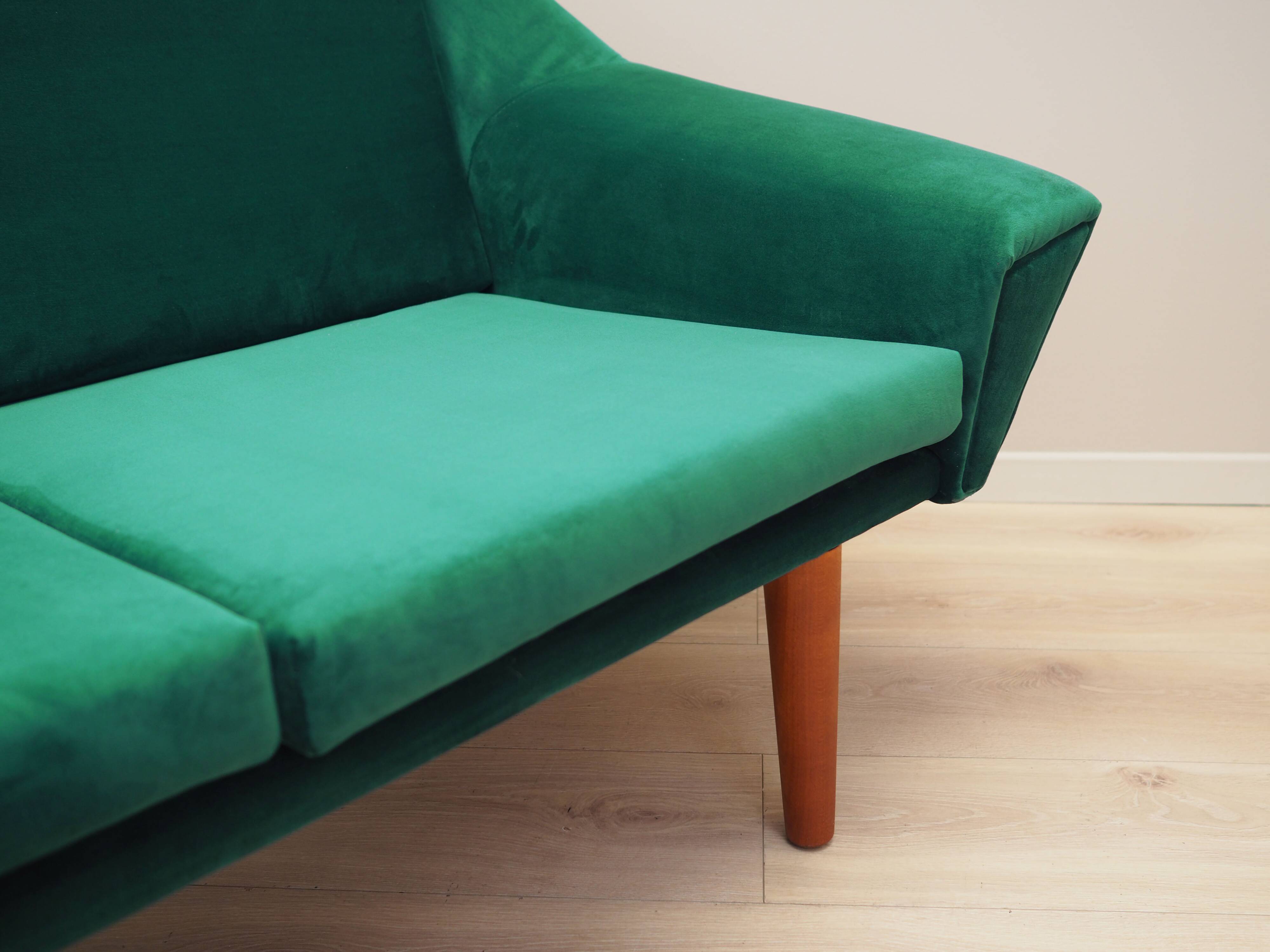 Green velvet sofa, Danish design, 1980s, production: Denmark