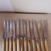 Antique knives in Bakelite and steel.