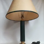 Vintage table lamp base from the 1970s/1980s in leather - in working condition.