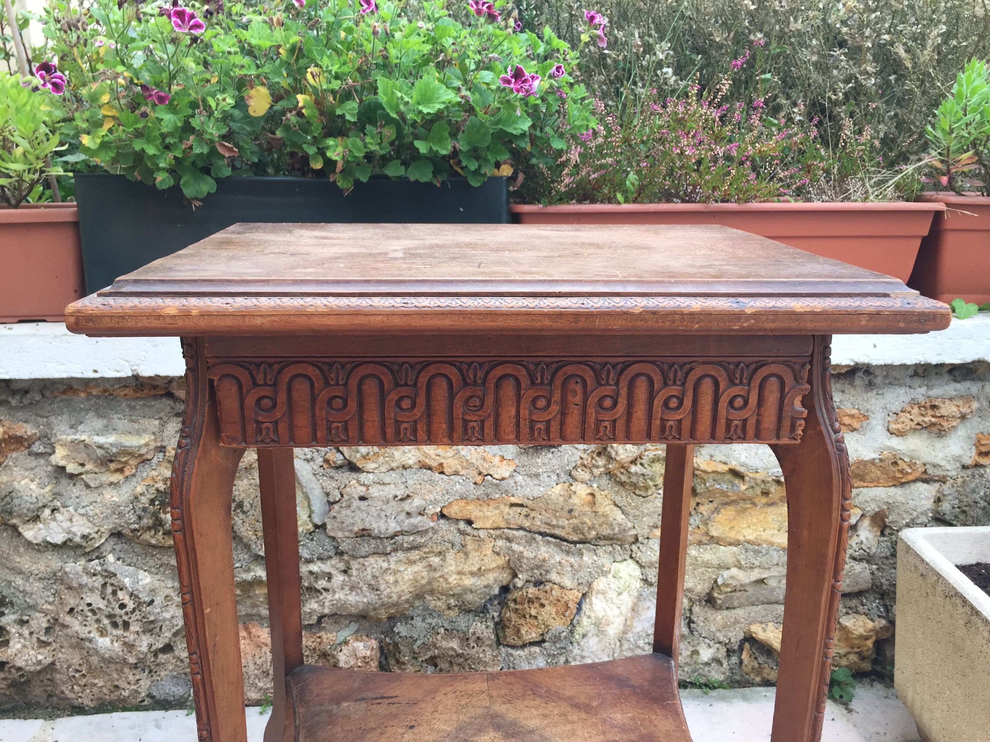 Table d'appoint ancienne