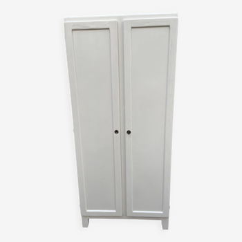 Armoire parisienne penderie