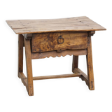Table basse/d'appoint espagnole antique en bois fruitier