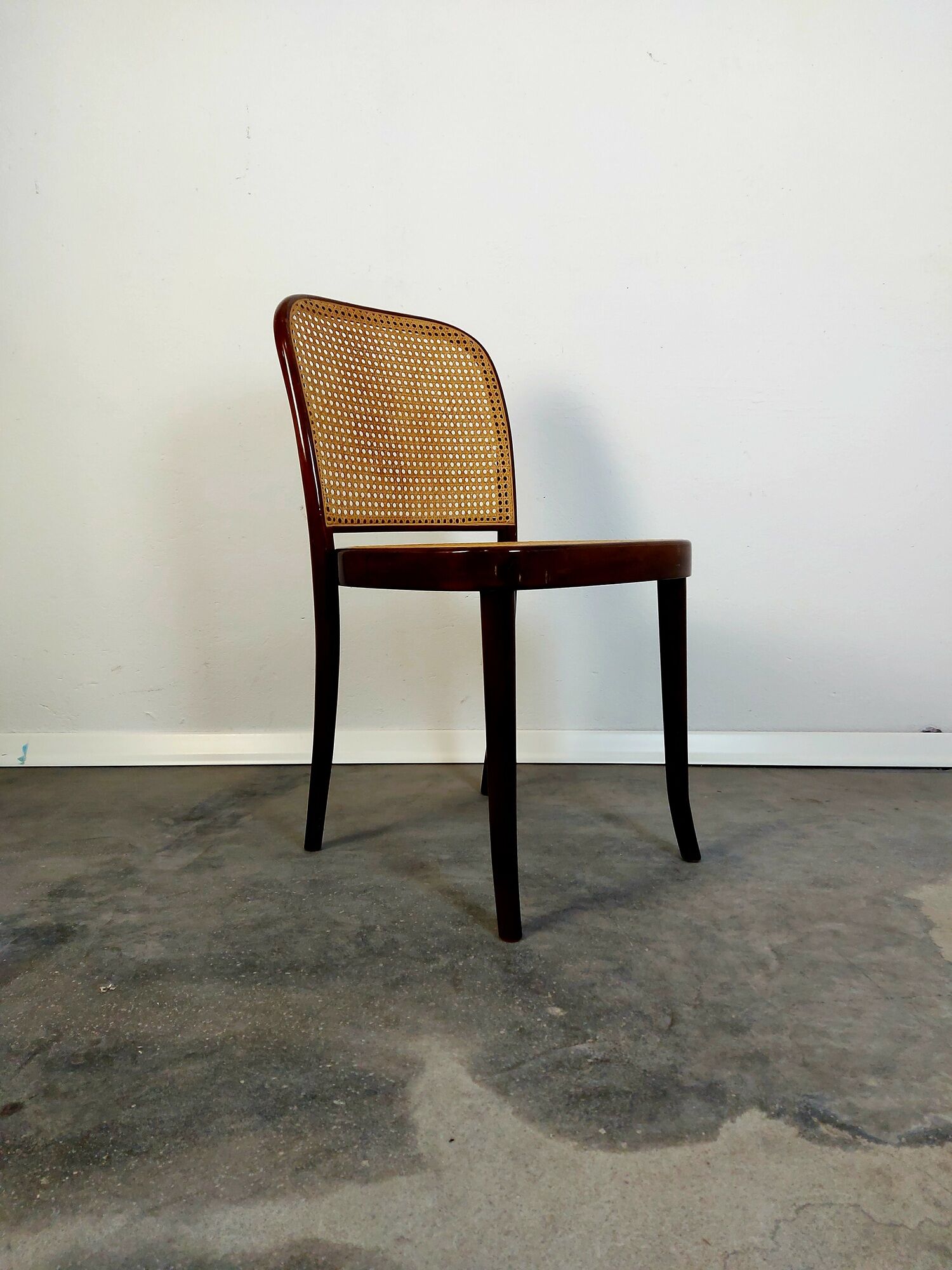 Prague Chair, no. 811 Bentwood, 1980s, 1 of 6