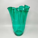 1970s Astonishing green "Fazzoletto" vase by Michielotto in Murano glass. Made in Italy
