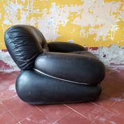 Set of 2 okay black leather lounge chairs by Adriano Piazzesi, 1970