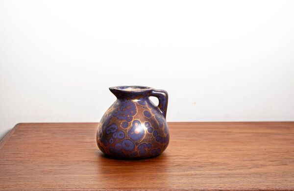 Vase, Art-Nouveau en céramique émaillée irisée violet par Léon Pointu 1910.