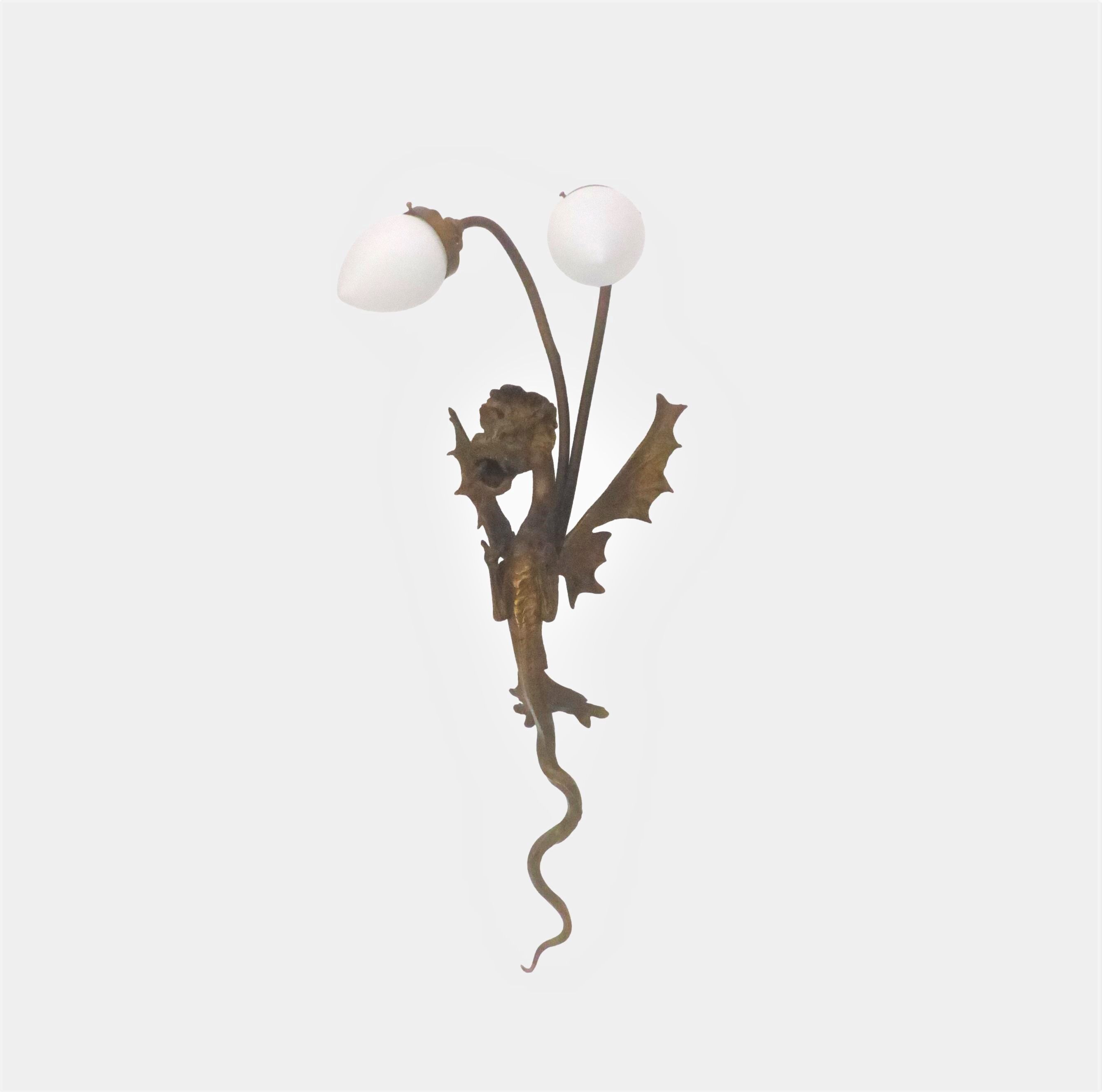 Dragon wall lamp in gilded bronze 2 fires