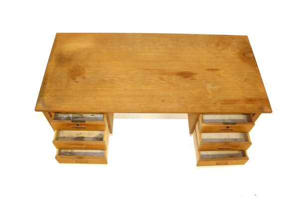 Bureau scandinave en chêne, Suède, 1960