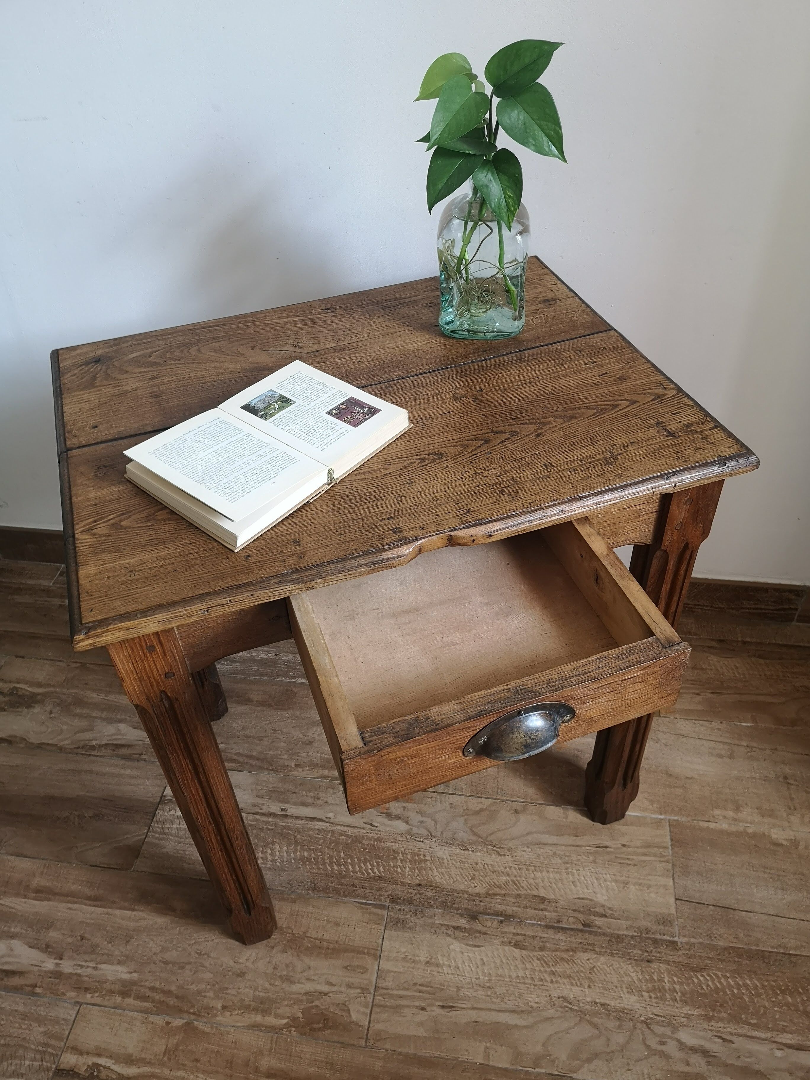 Oak desk