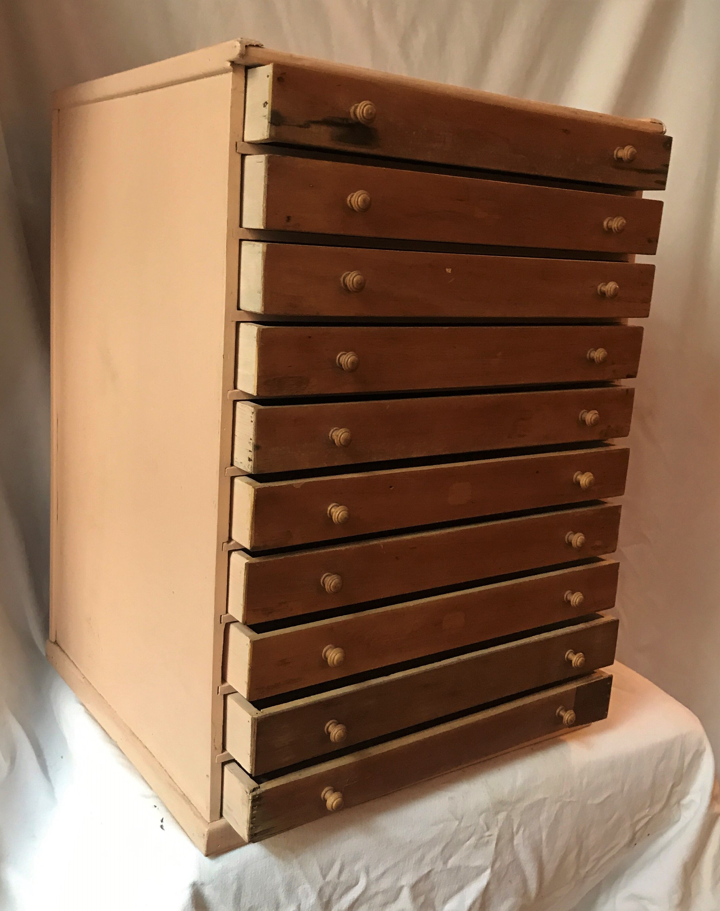 Meuble de métier à 10 tiroirs