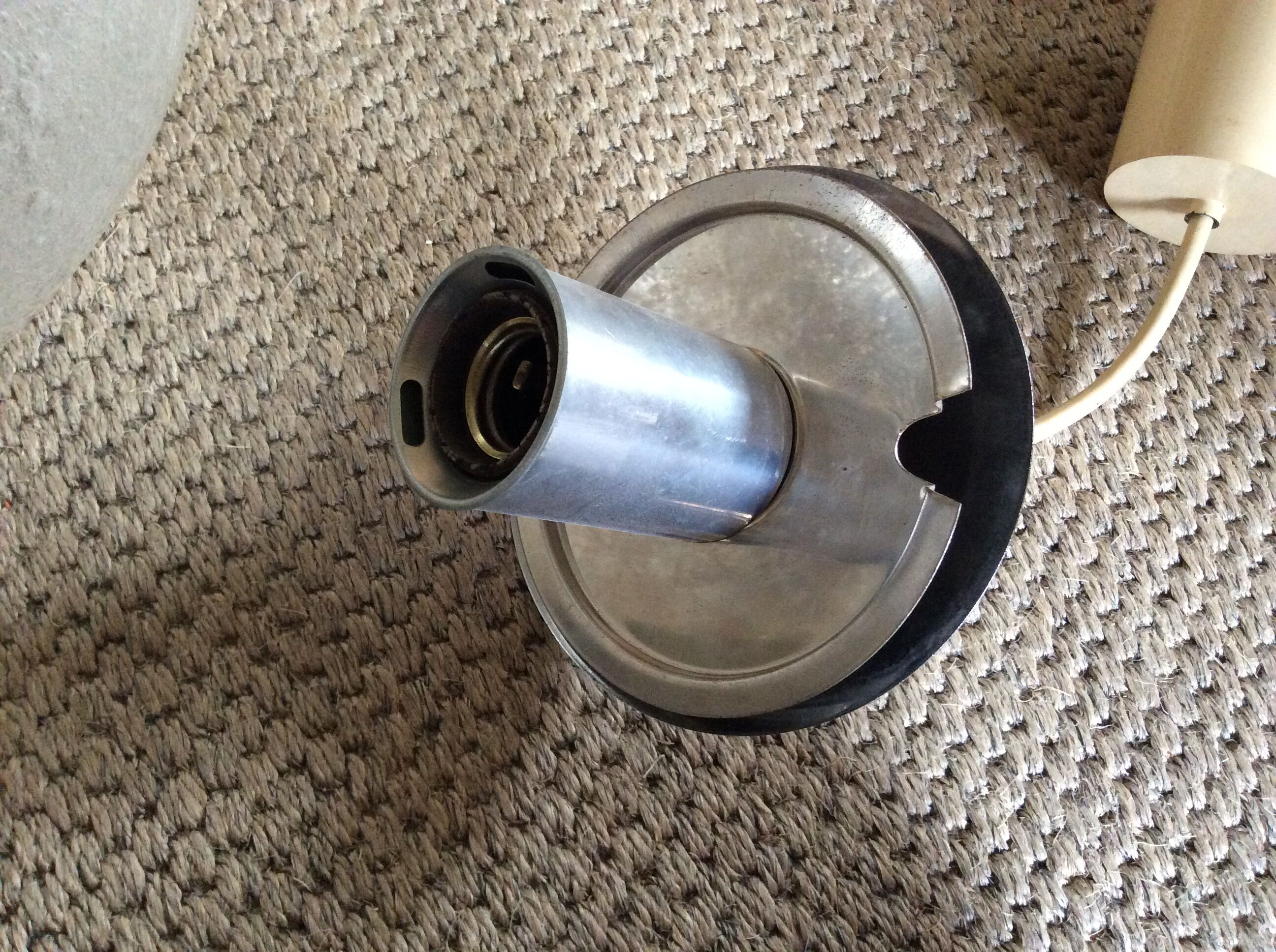 Ball suspension