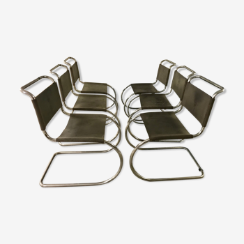 Lot de 6 chaises en acier chromé assise en cuir gris Mies van der Rohe