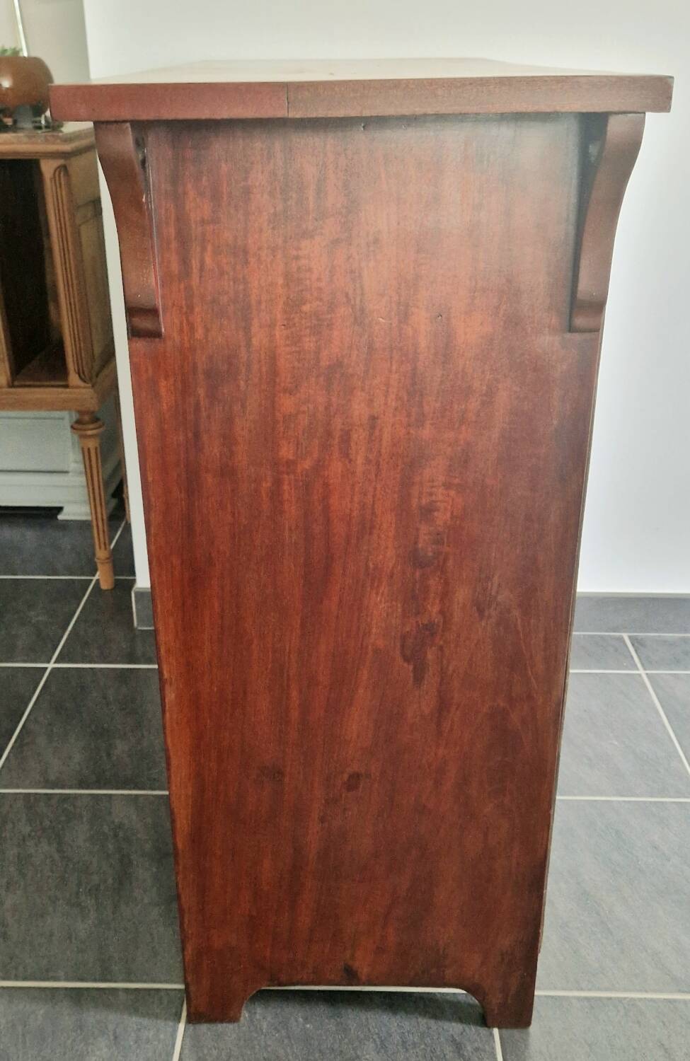 Antique mahogany sideboard signed Maple & Co, 19th century