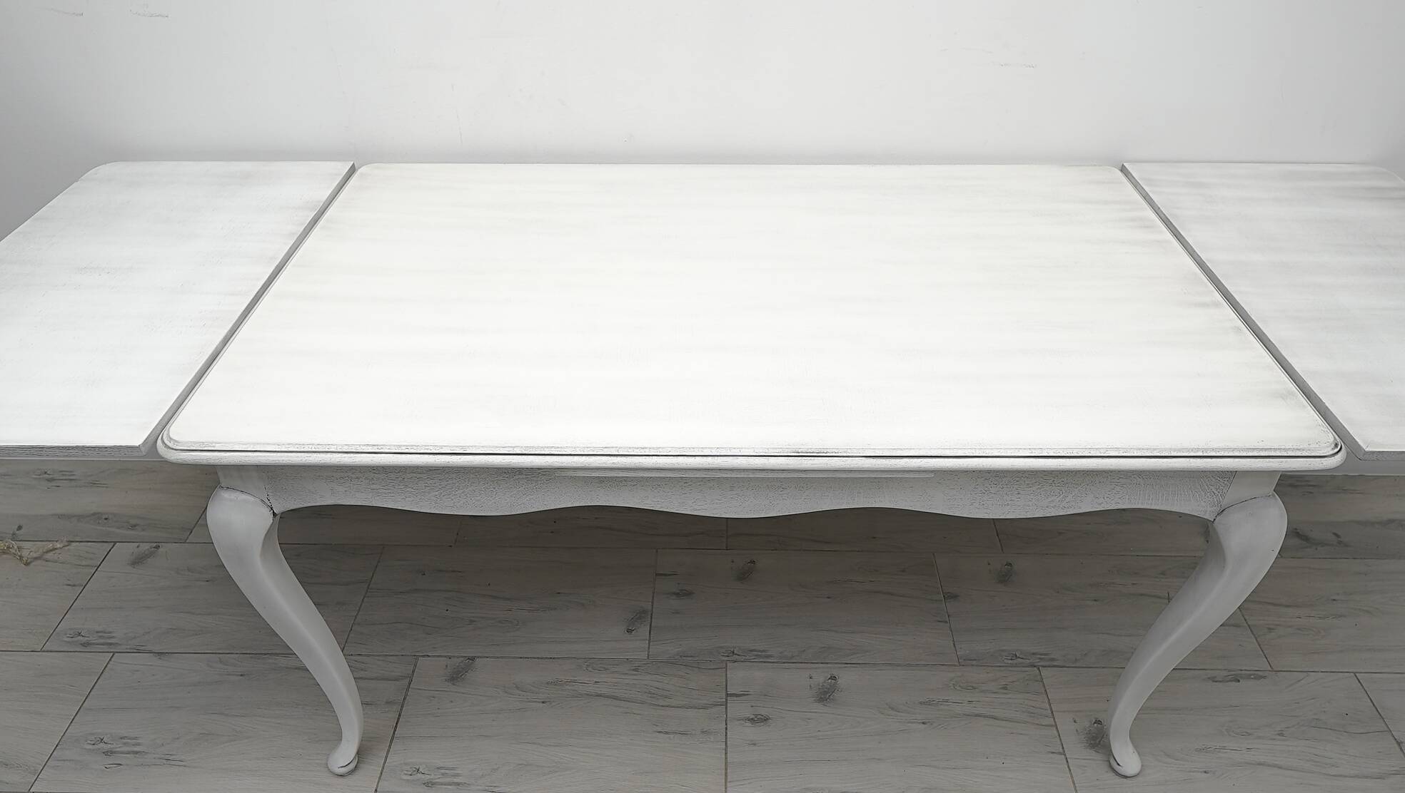 Stylish Ludwik table + 6 chairs. After professional renovation.