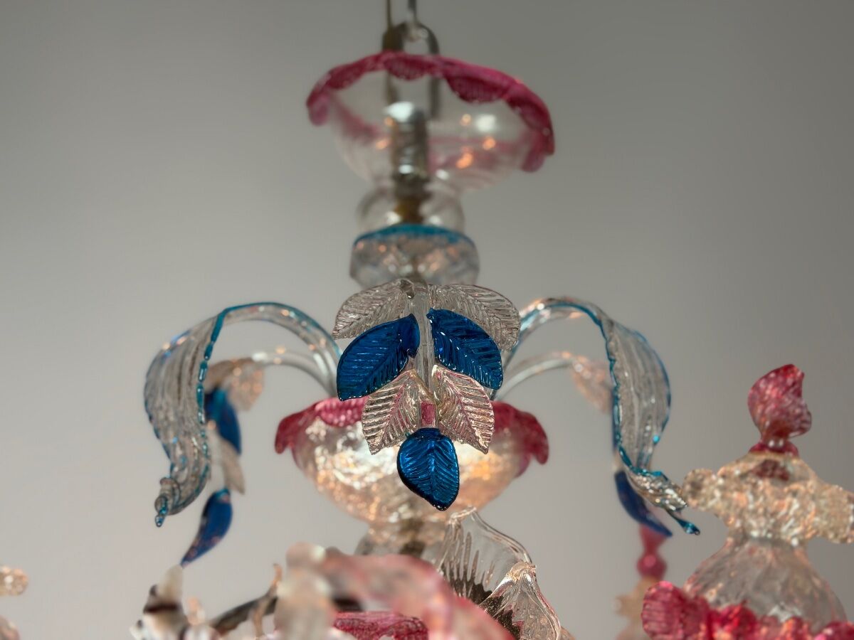 Venetian Rezzonico chandelier made of Murano glass circa 1900