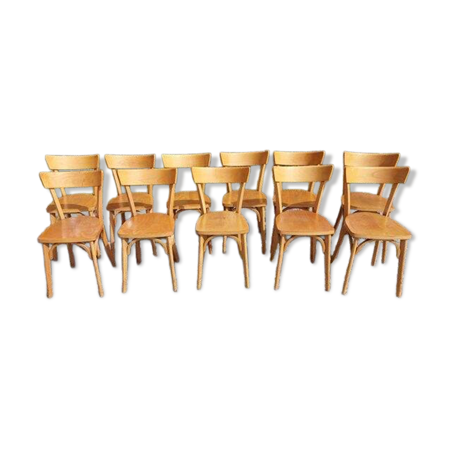 11 chaises bistrot vintage style Baumann