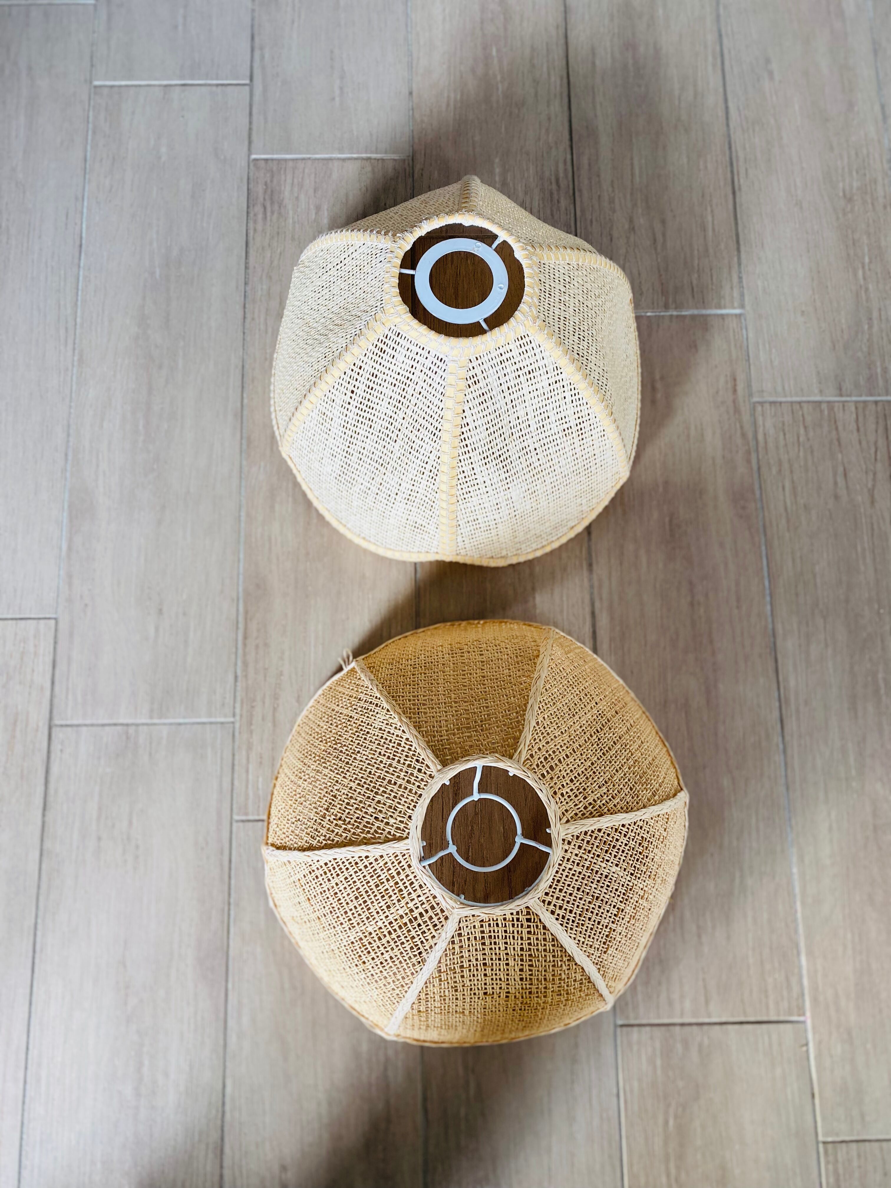 Duo d’abats jours vintage en osier