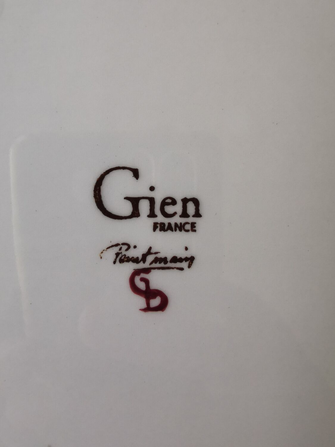Peony dish earthenware from Gien