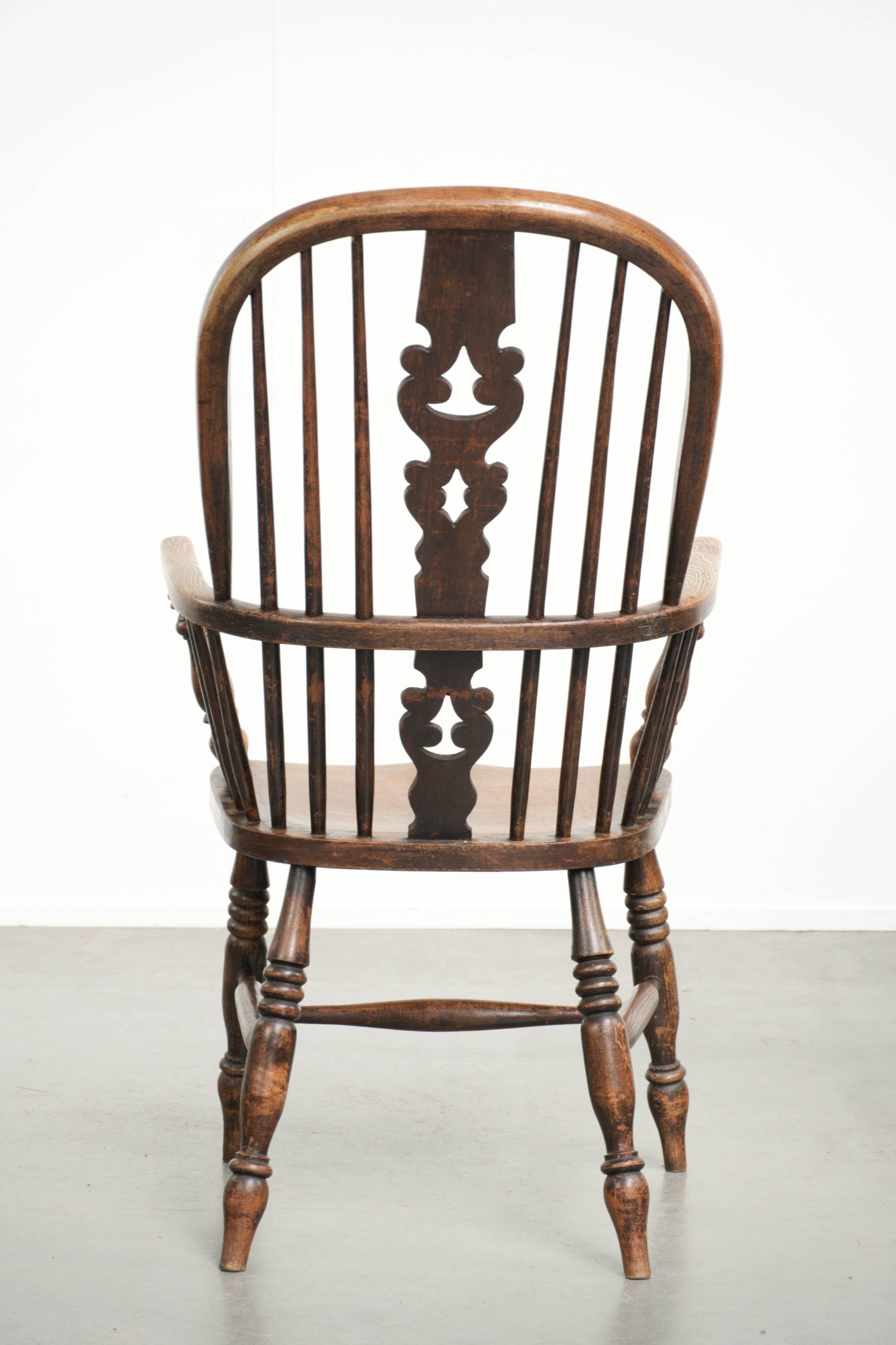 Chaise à épingles anglaise antique, chaise Windsor du début du 19e siècle.