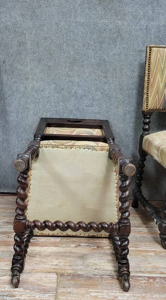 Set of 4 Louis XIII style oak chairs circa 1850